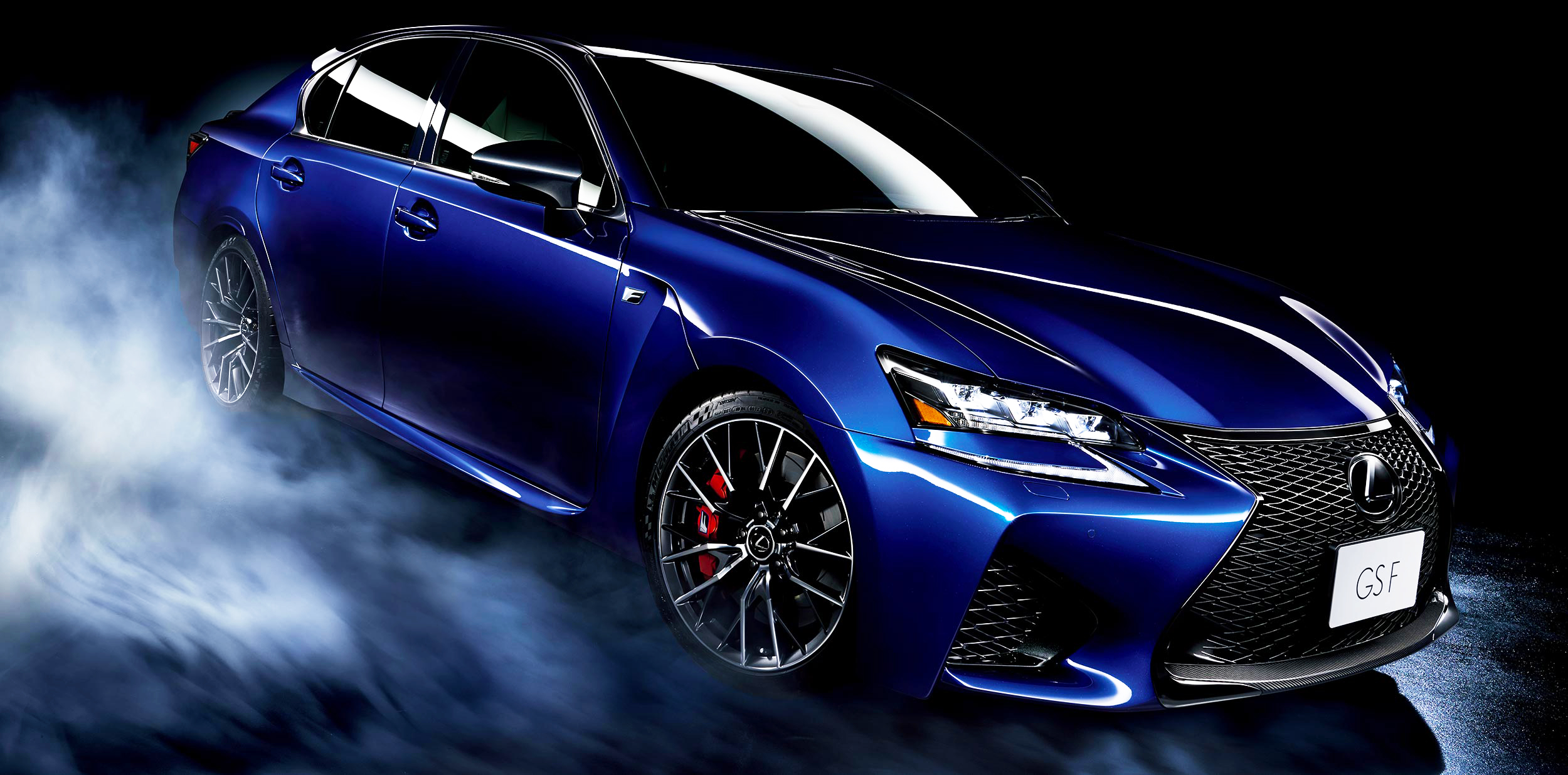 Megújult a Lexus nagyteljesítményű sportszedánja