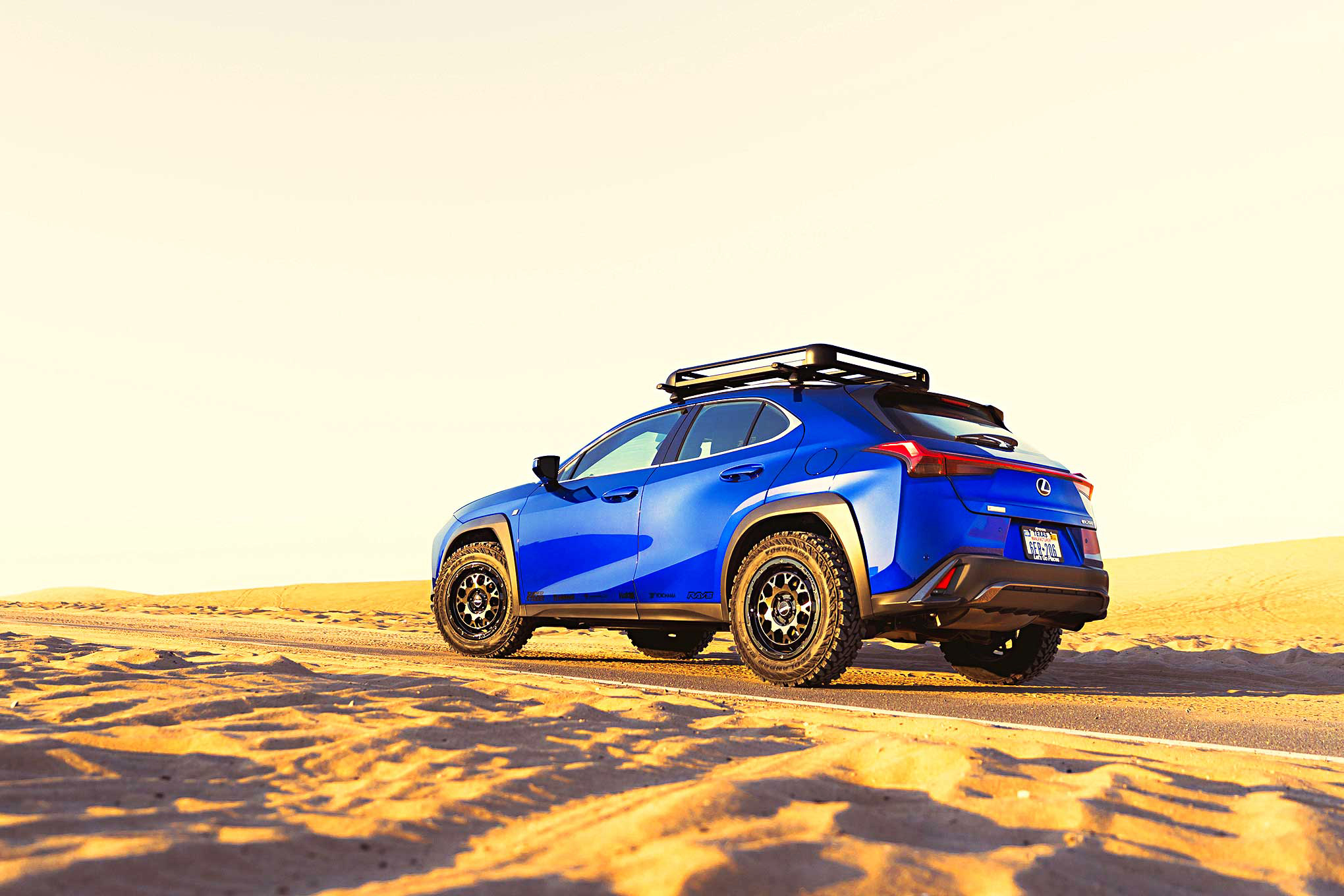 Nem elég a Lexus UX gyári kivitelben? Akkor építsük át!