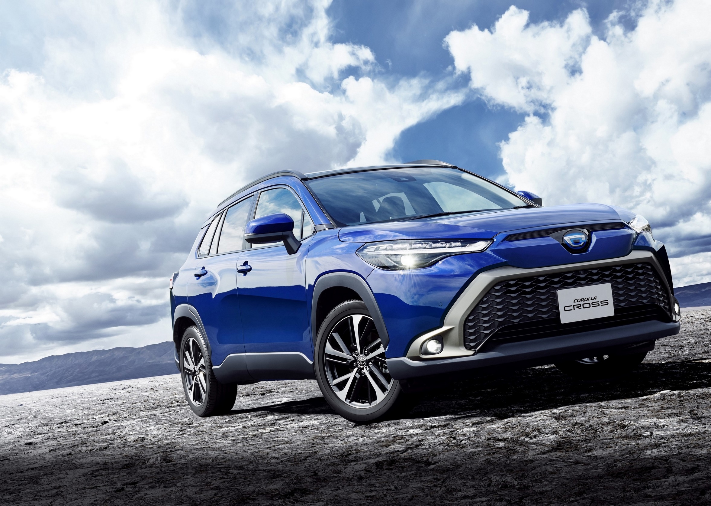 Megkezdődött Japánban a Toyota Corolla Cross forgalmazása