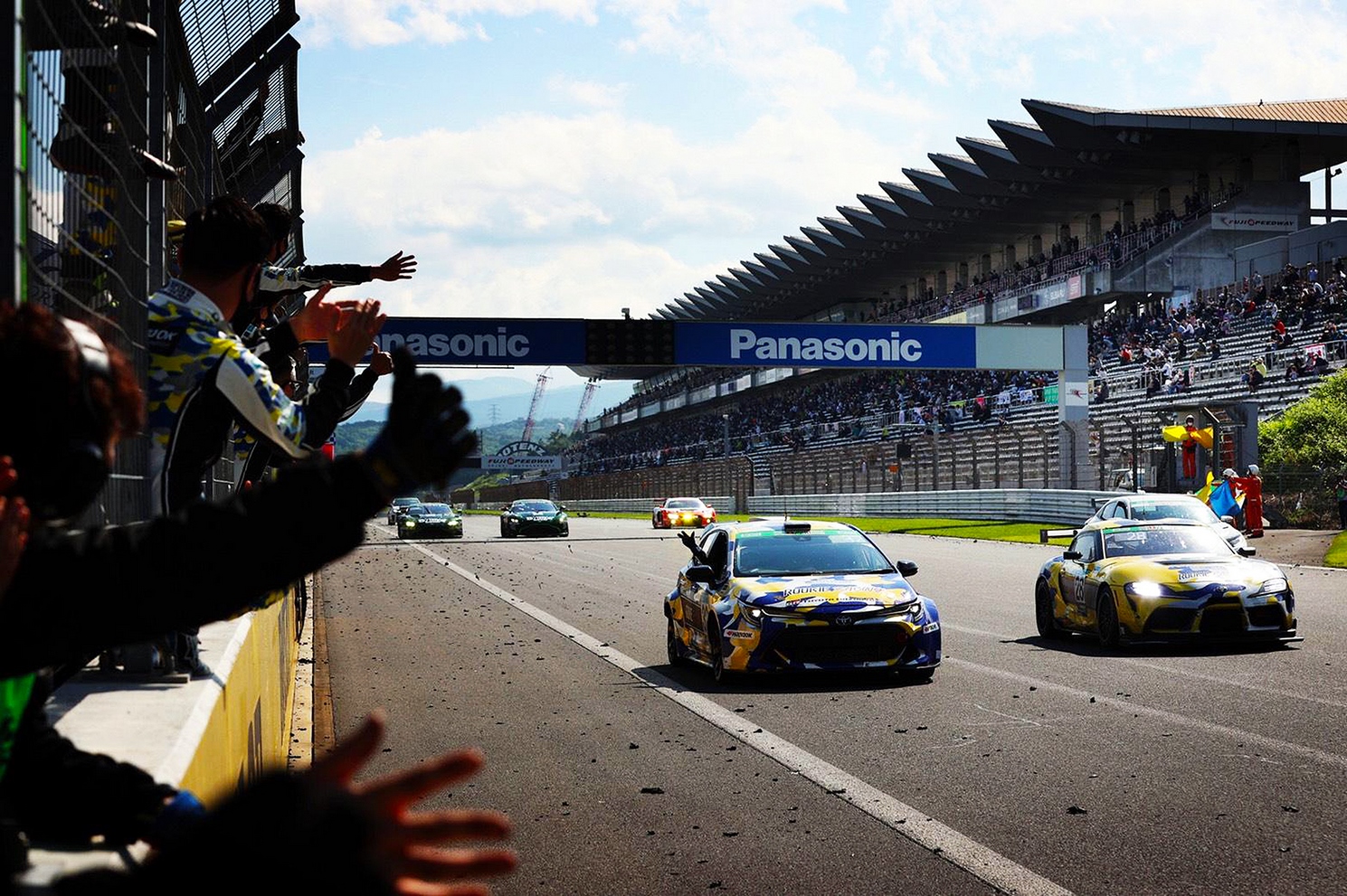 Hidrogénnel írt történelmet a Fuji 24 órás futamon a Toyota