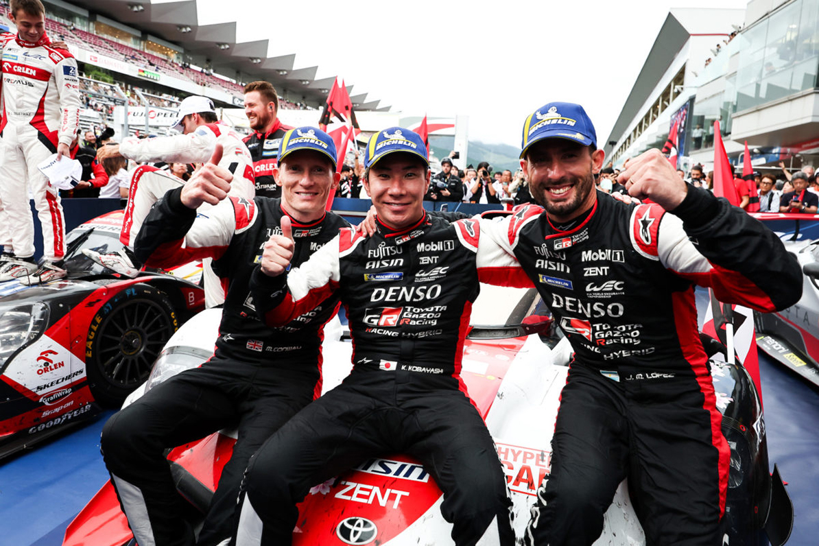 Leiskolázták a mezőnyt a Toyoták Fujiban, a japán gyártó lett a WEC 2023-as világbajnoka 
