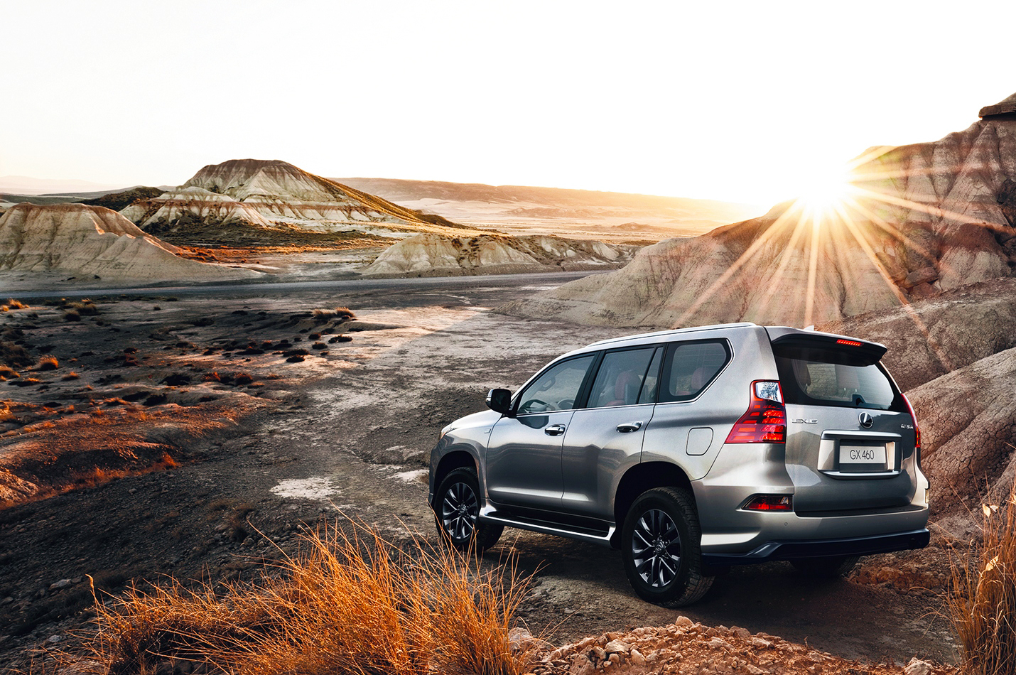 Alaposan megújul a Lexus offroad luxusautója