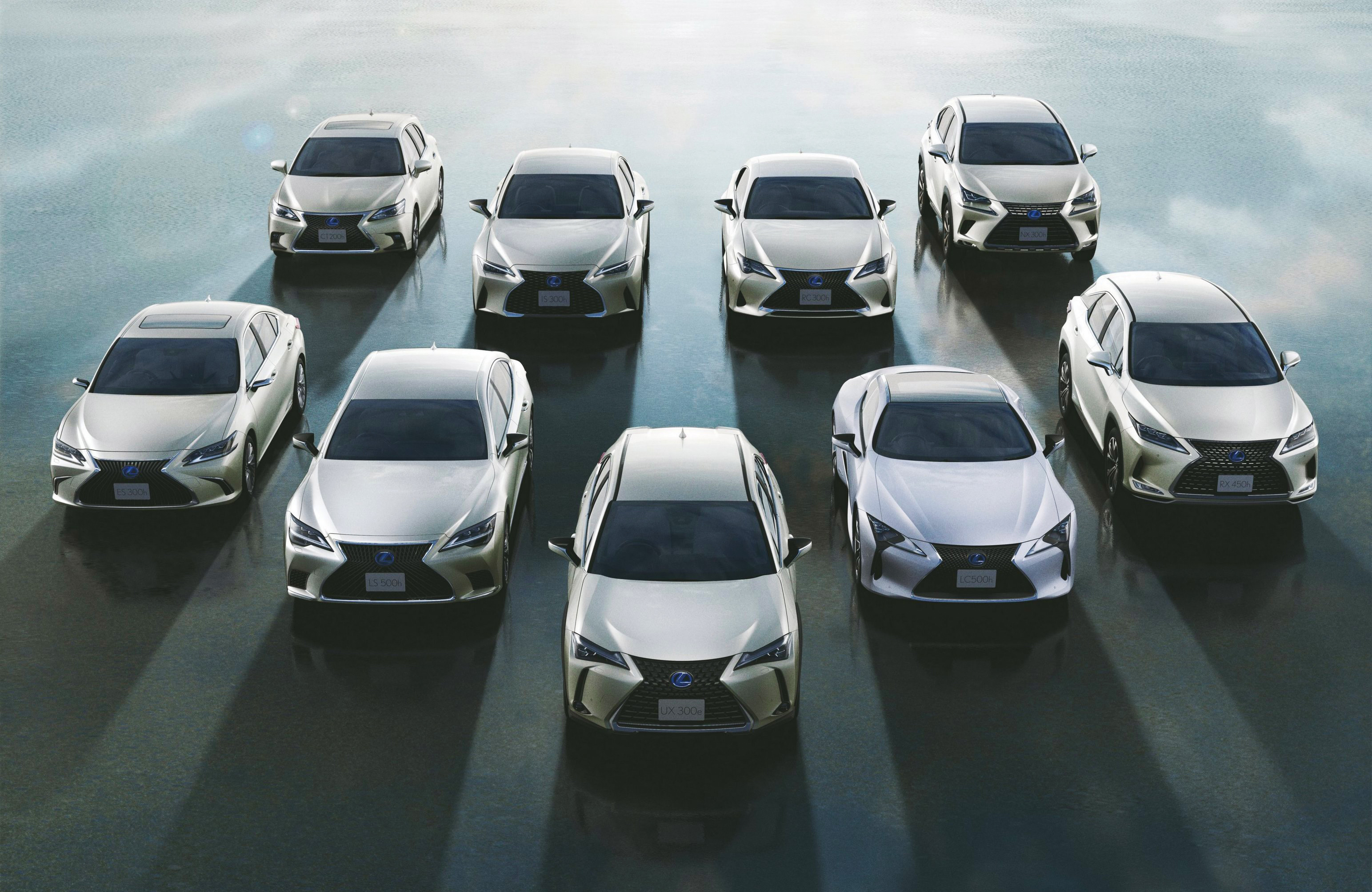 Már kétmillió hibrid Lexus gurul a világ útjain