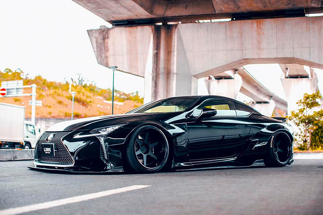 Liberty Walk Widebody Lexus LC500: relatív harmónia