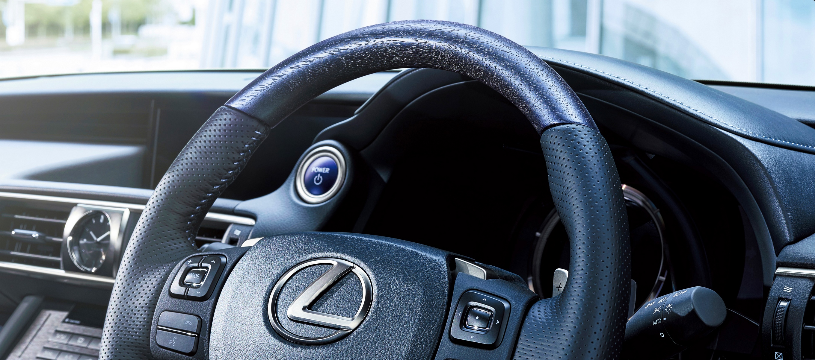A szamurájok hagyatékát ápolja a Lexus IS új limitált szériája