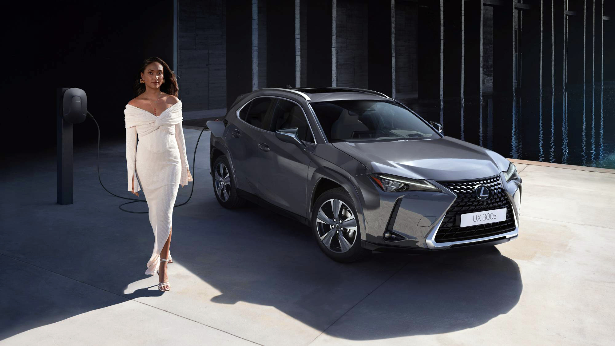 Sokkal többet nyújt a Lexus megújult elektromos crossovere 