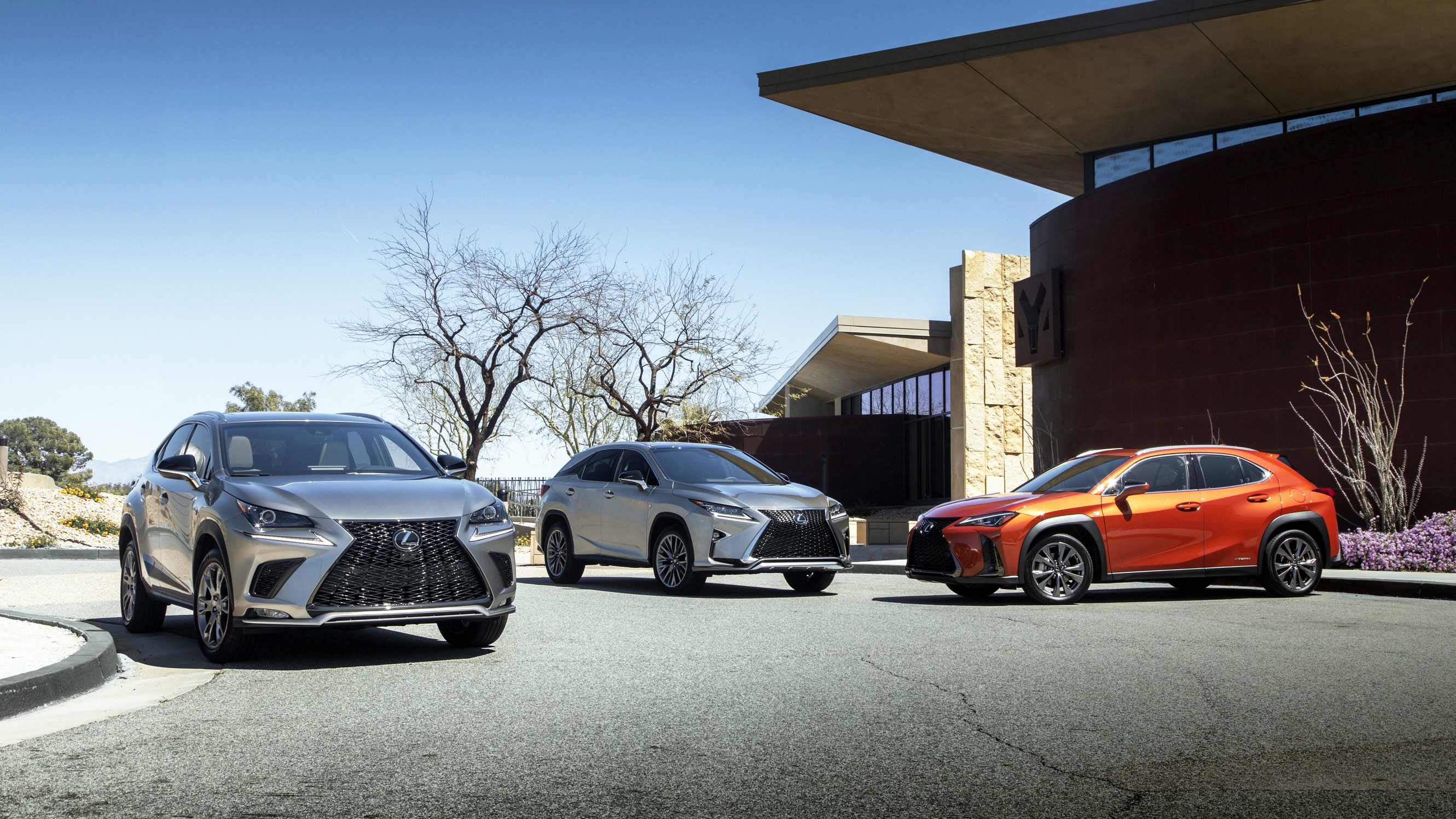 Stabil évet zárt a Lexus 2020-ban