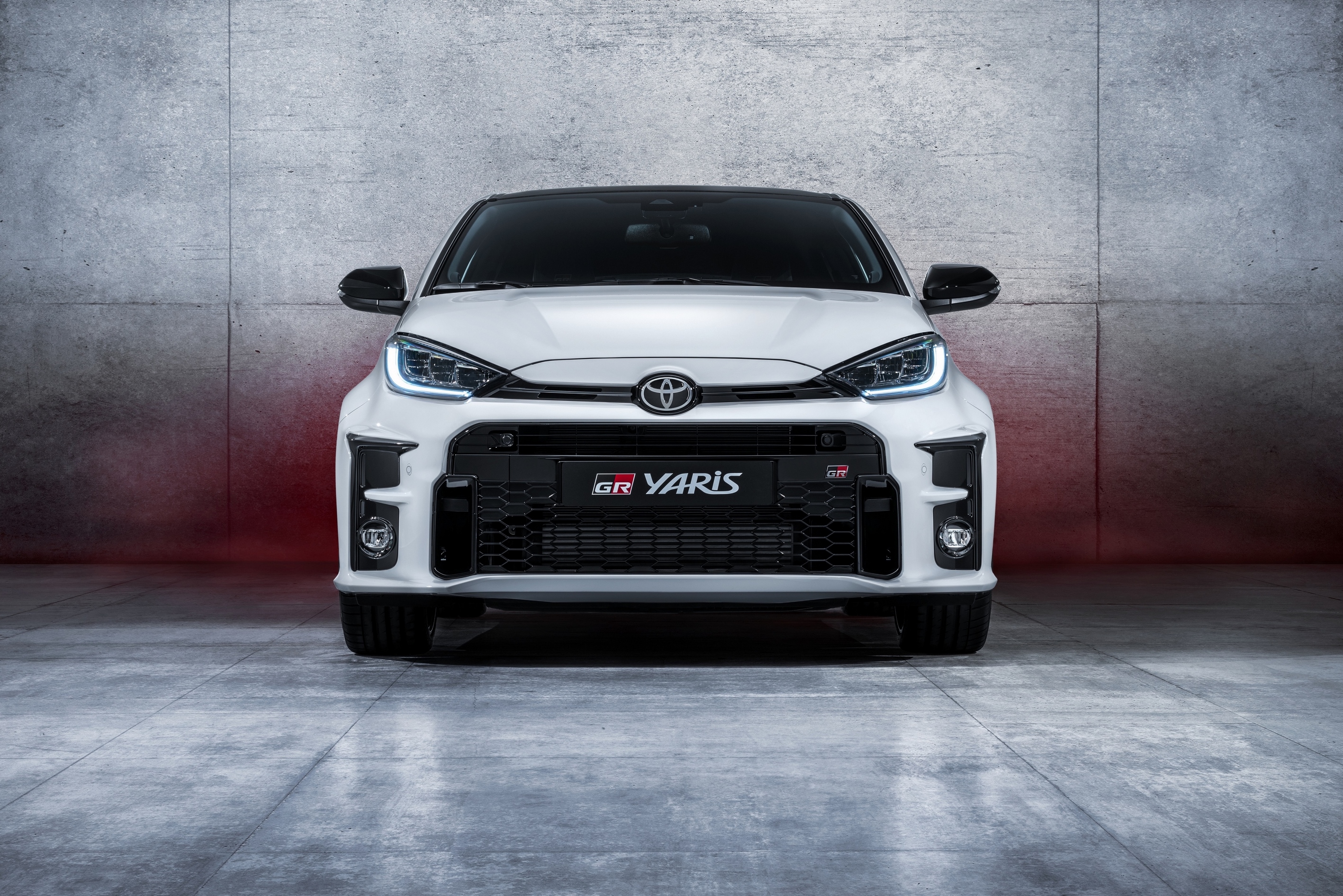 Kizárólag benzinvérűeknek: megérkezett a Toyota városi versenyautója Kizárólag benzinvérűeknek: megérkezett a Toyota városi versenyautója