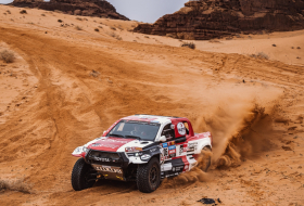 Három szakasz után két Toyota vezeti a Dakar-ralit