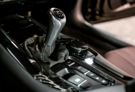 Kézi váltót kaphat a Toyota Supra
