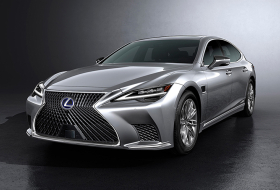 Továbbra is a Lexus tartja a legjobban az értékét 