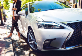 Fontos új technológiával frissült a legkisebb Lexus modell