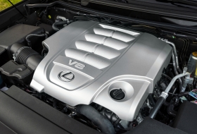 Különleges hajtáslánccal debütálhat a Lexus új generációs óriás-terepjárója