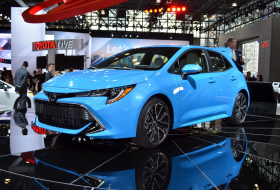 Az új Toyota Corolla is összkerékhajtást kaphat