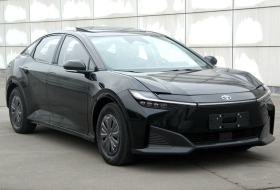 Kiszivárogtak a Toyota következő villanyautójának a képei