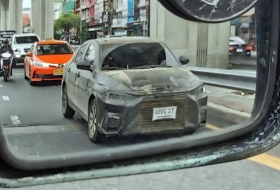 Kémfotókon a Toyota új, olcsó szedánja