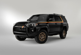 Ünneplőbe öltözik a Toyota szülinapos hard core szabadidőjárműve