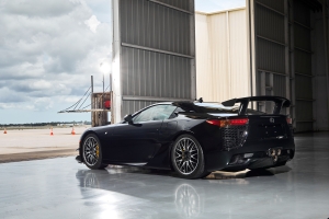 Világrekord összegért talált gazdára egy Lexus LFA