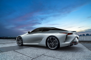 Lexus LC Inspiration Series: meditációs szentély 471 lóerővel