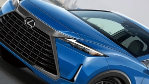Divatos crossoverként térhet vissza a Lexus CT