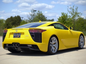 Hibátlan állapotú, mindössze 115 kilométert futott Lexus LFA-t árvereztek el rekordközeli áron