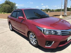 Egy 21 éves Corolla modell kapta meg a legújabb Toyota Corolla arcát a Fülöp-szigeteken!
