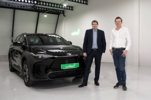 A Toyota bZ4X-re szavazott az Uber londoni villanyautó-partnere